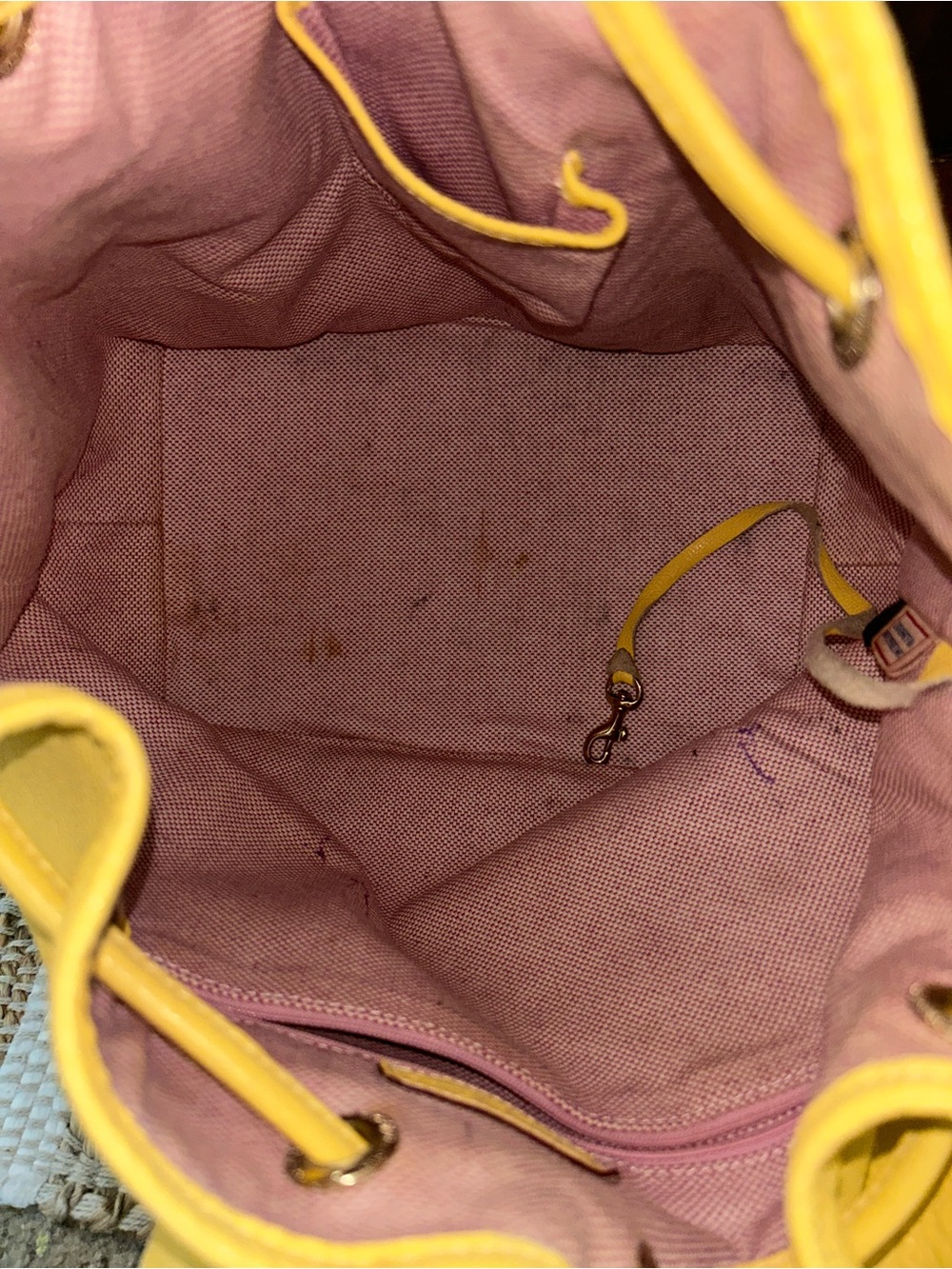Dooney & Bourke Yellow Leather Drawstring Shoulder Bag - Picture 12 of 13